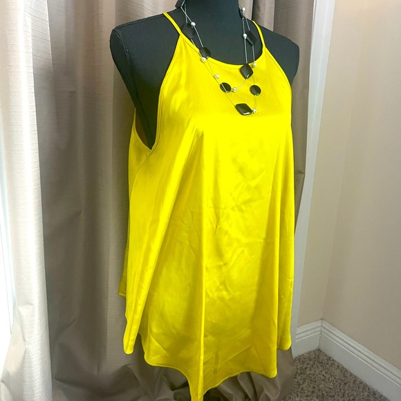 Silk halter blouse - Picture 3 of 3